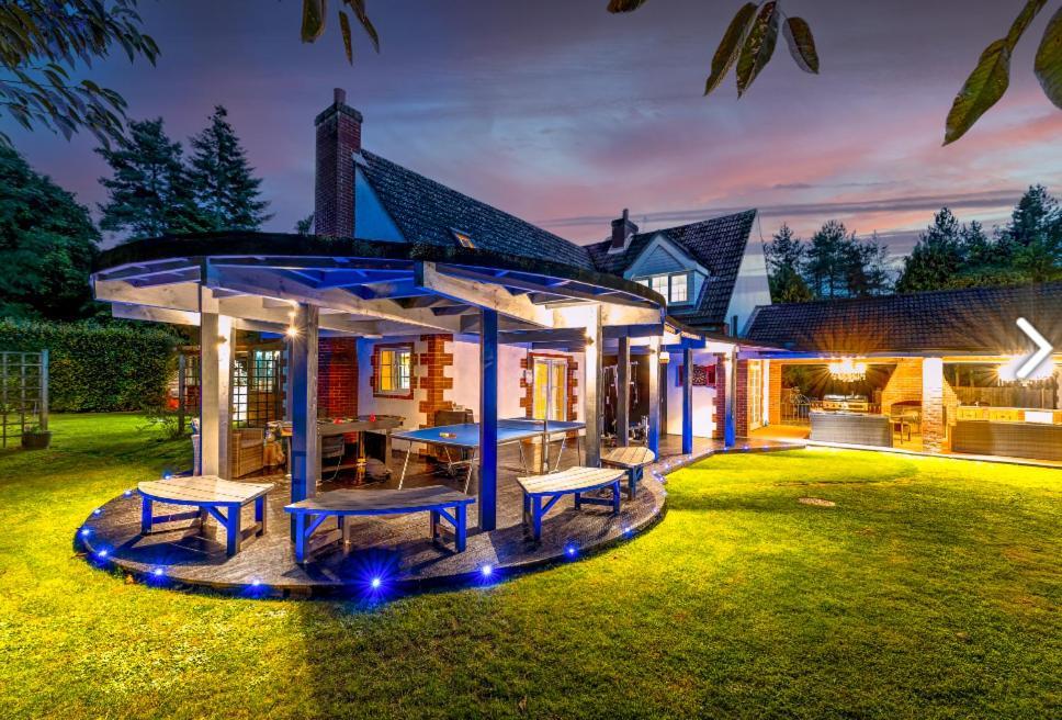 Hen & Stag Retreat Weekend Stay Sleeps 10 To 30 Thetford Luaran gambar