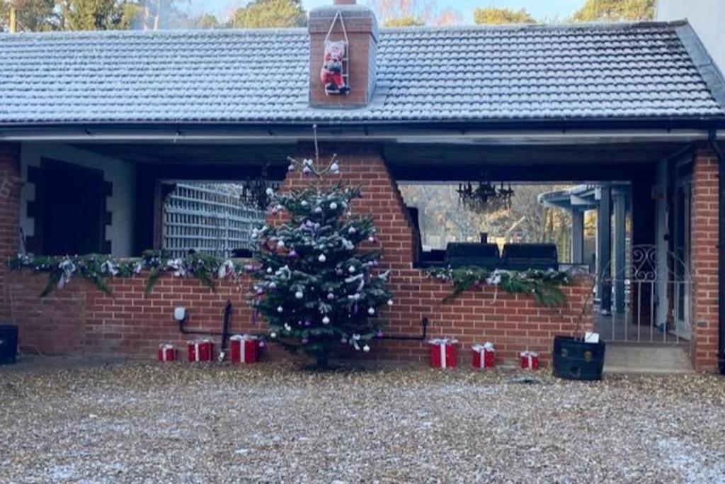 Hen & Stag Retreat Weekend Stay Sleeps 10 To 30 Thetford Luaran gambar