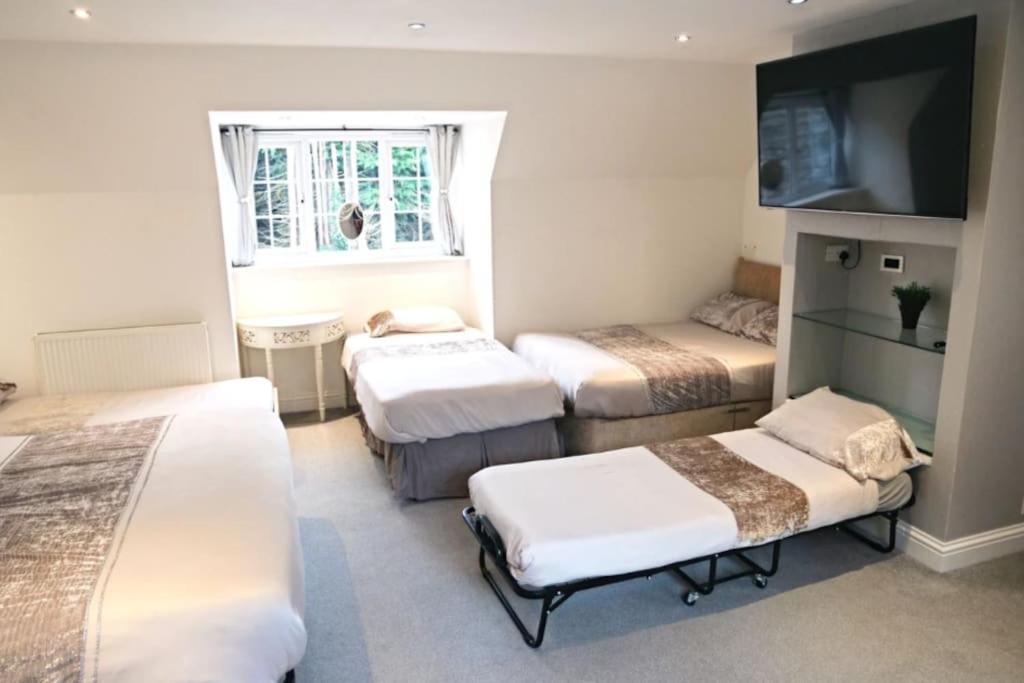 Hen & Stag Retreat Weekend Stay Sleeps 10 To 30 Thetford Luaran gambar