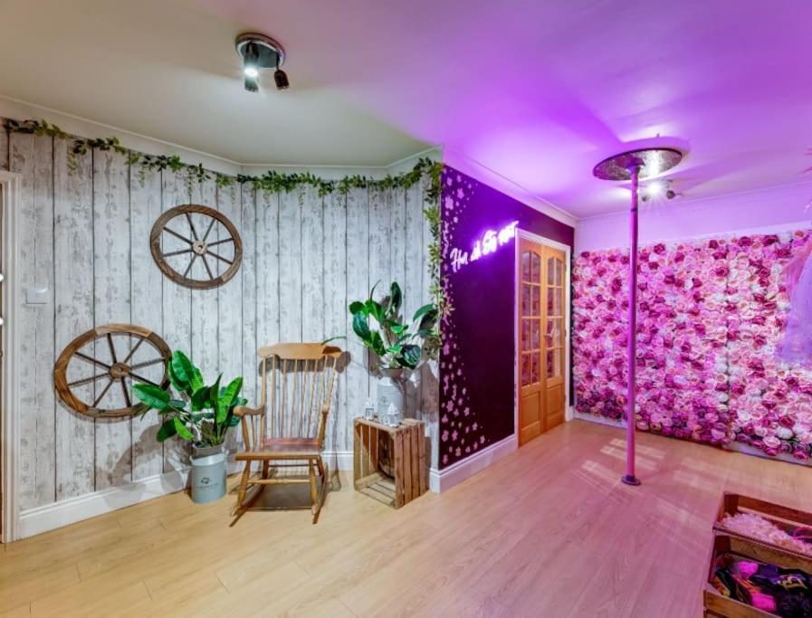 Hen & Stag Retreat Weekend Stay Sleeps 10 To 30 Thetford Luaran gambar
